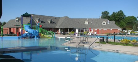 Hawthorn Woods Aquatic Center 