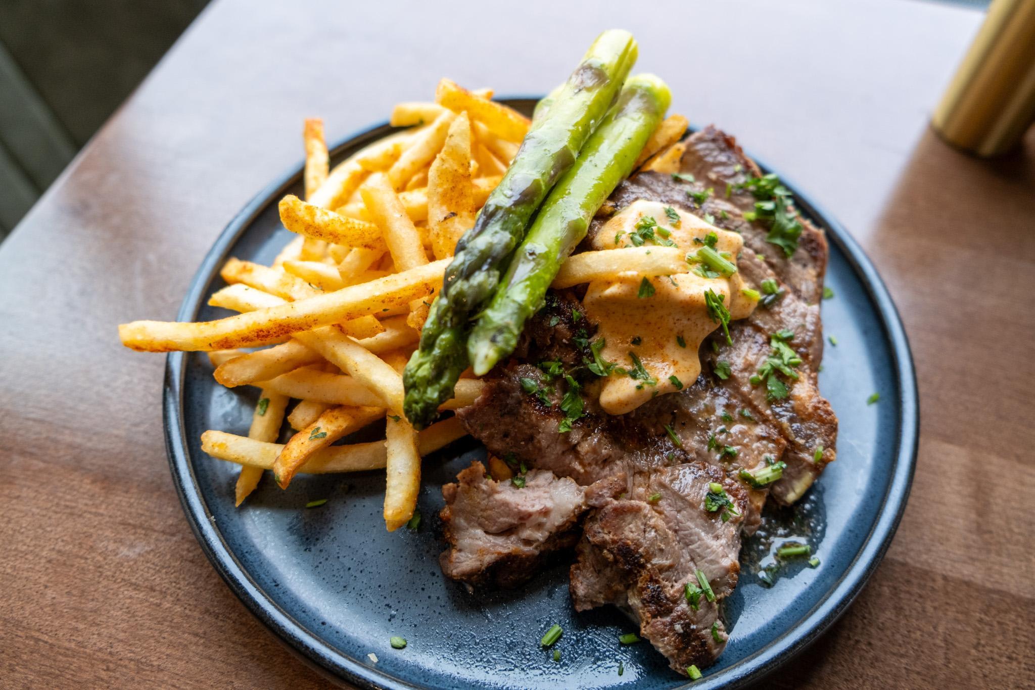 Oaken Bistro + Bar Dining Package