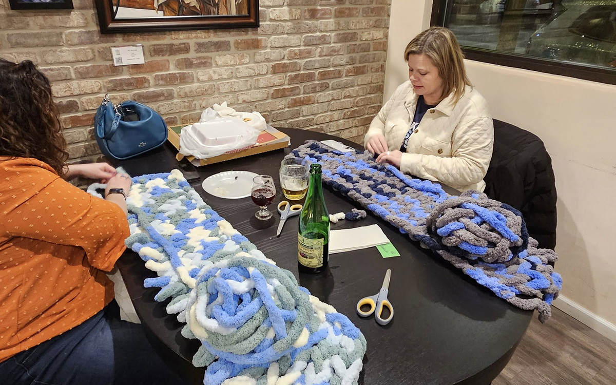 Chunky Knit Blanket Workshop at Beer Bazaar in Grayslake