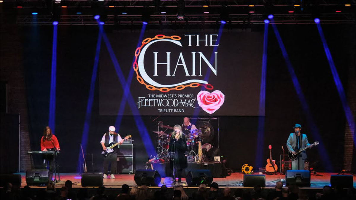 Fox Lake Friday Night Live: Back to School - Bulldogs Night with The Chain