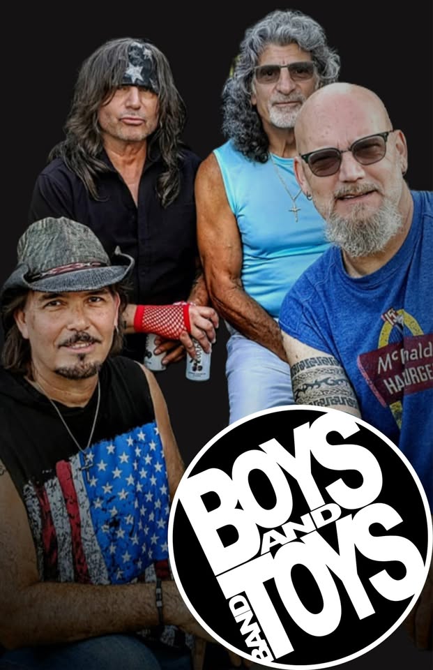 Boys & Toys at Green Town on the Rocks