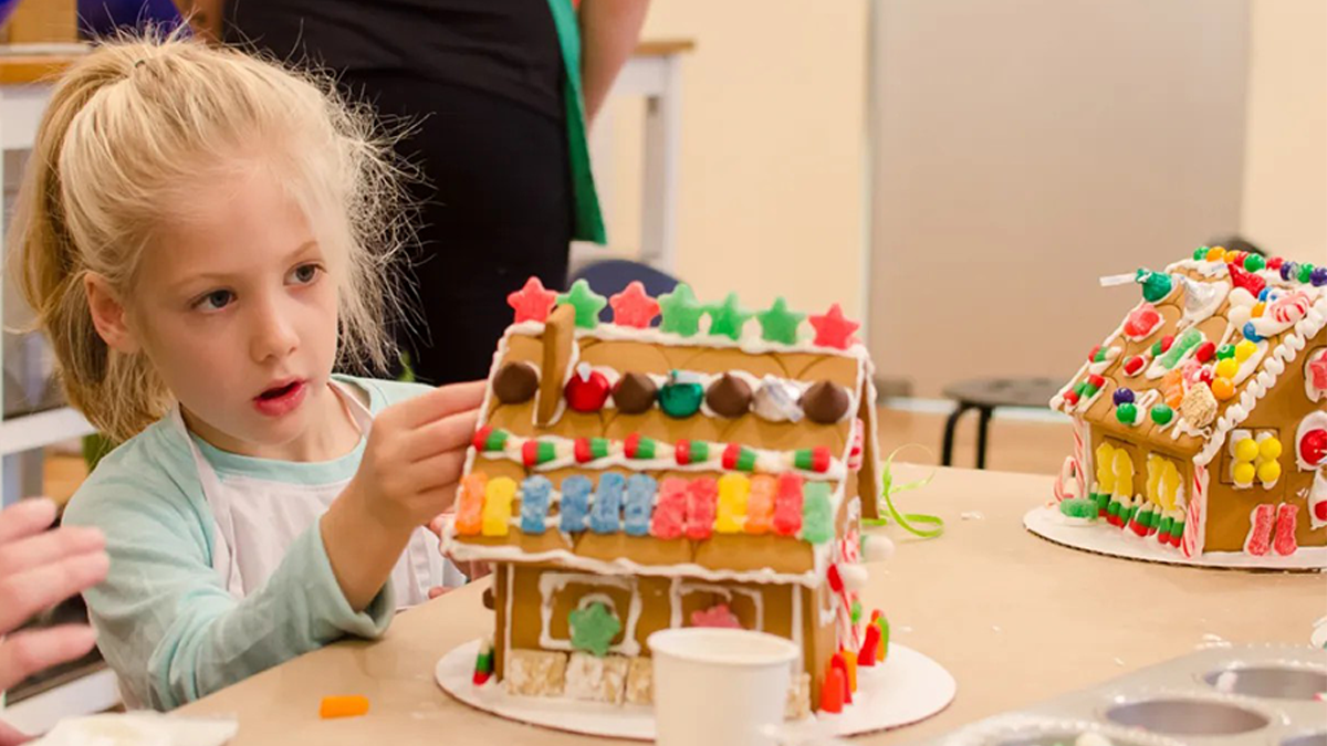 Taste Buds Kitchen: Gingerbread Making Experience
