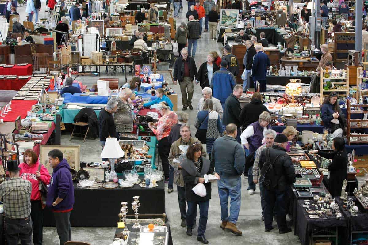 Grayslake Antiques and Flea Market