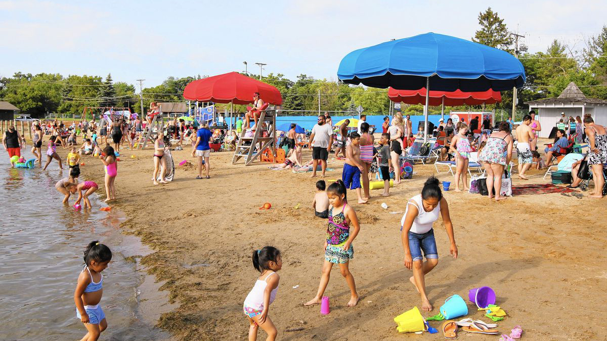 Beach Bash in Mundelein's Diamond Lake Beach