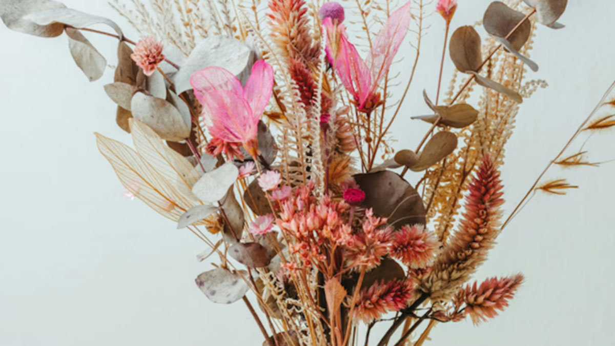 Dried Flower Bouquet Social at Elawa Farm