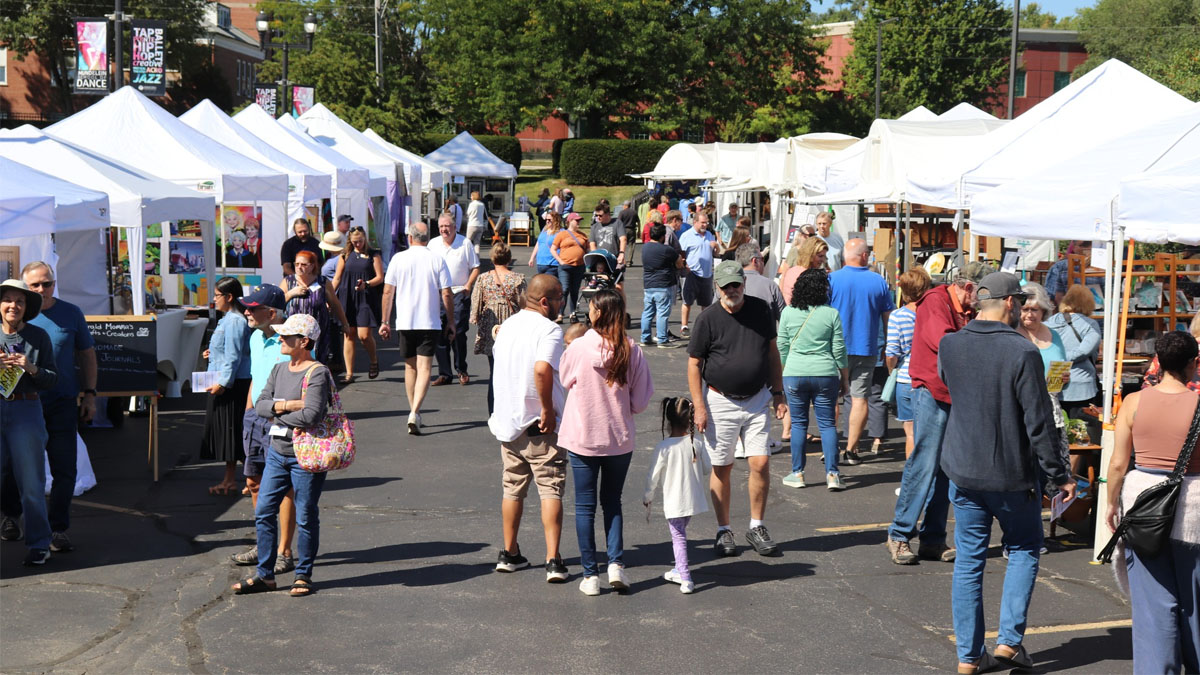 14th Annual ﻿M﻿undelein Fine Arts Festival