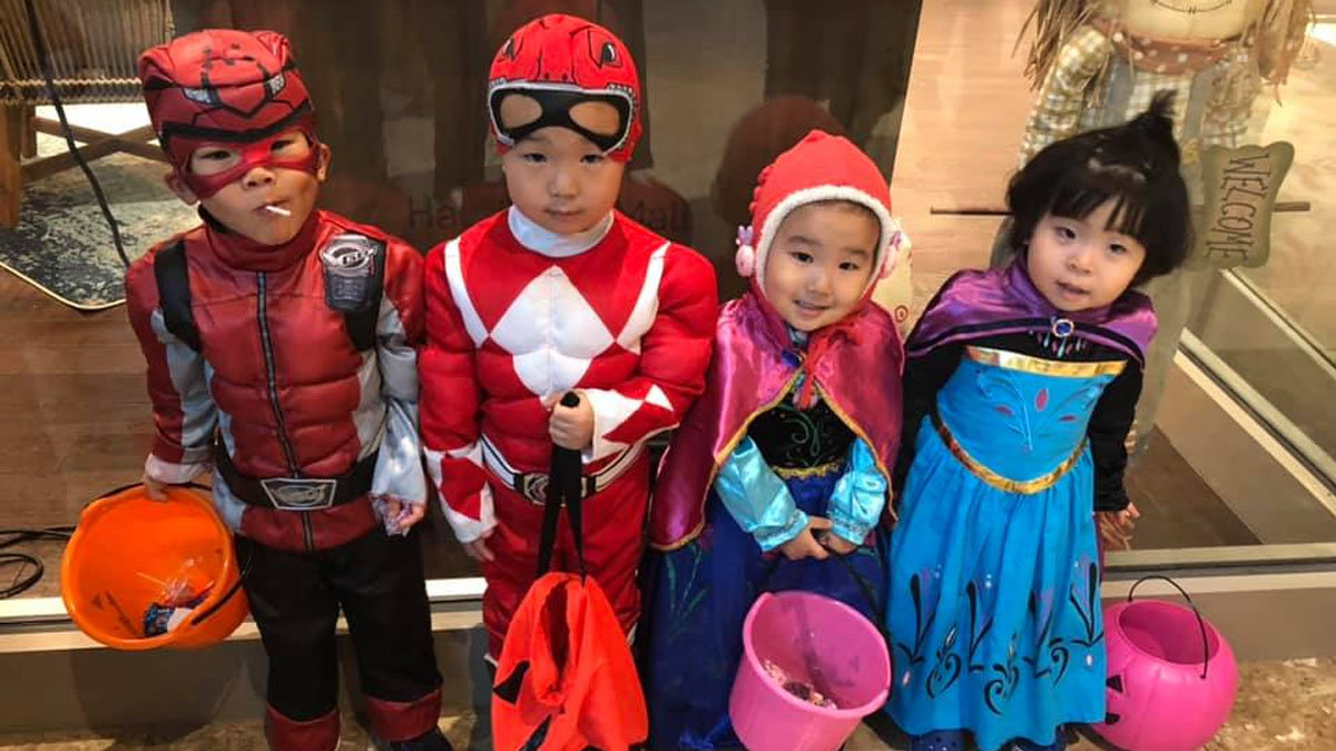 Trick-or-Treating at Hawthorn in Vernon Hills 