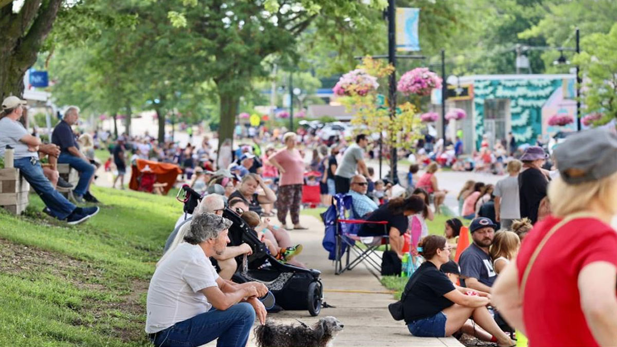 Celebrate Fox Lake: Summer Fun for Everyone!