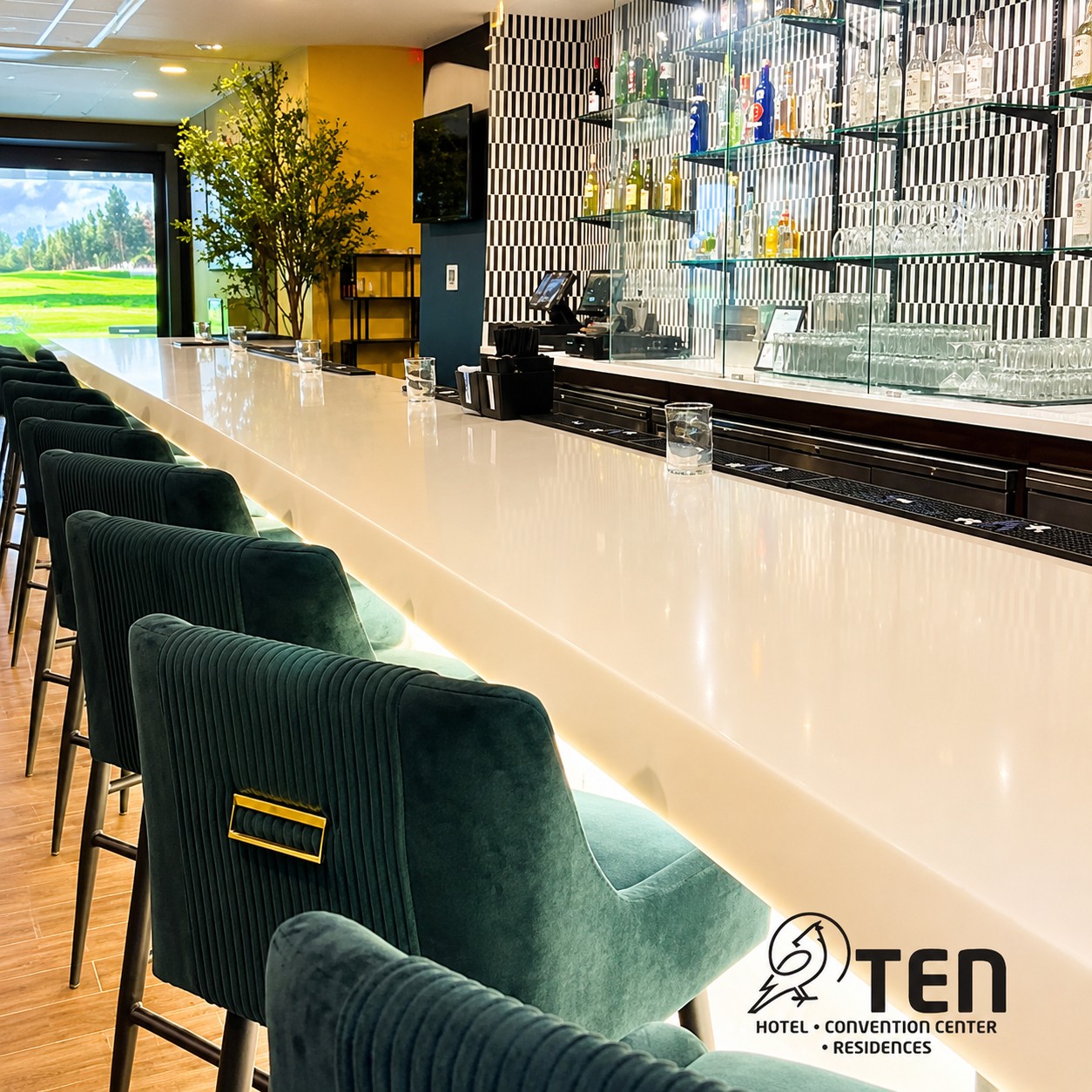 Twyla's Lounge inside The Ten Hotel