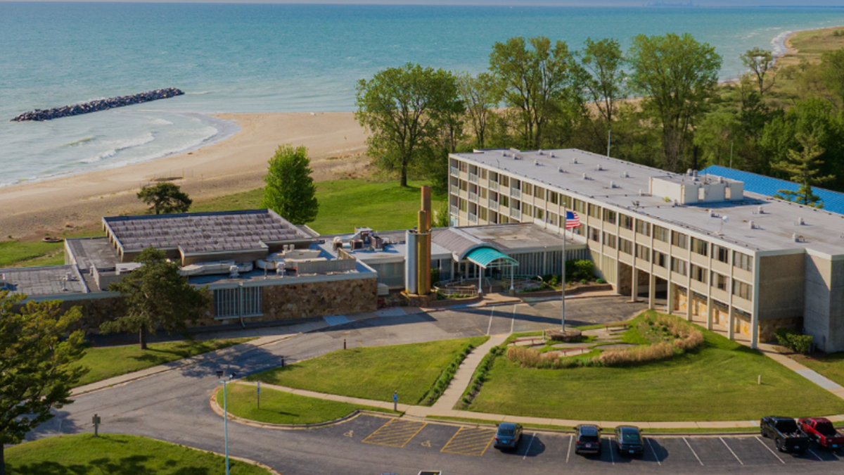 The Dunes Hotel at Illinois Beach