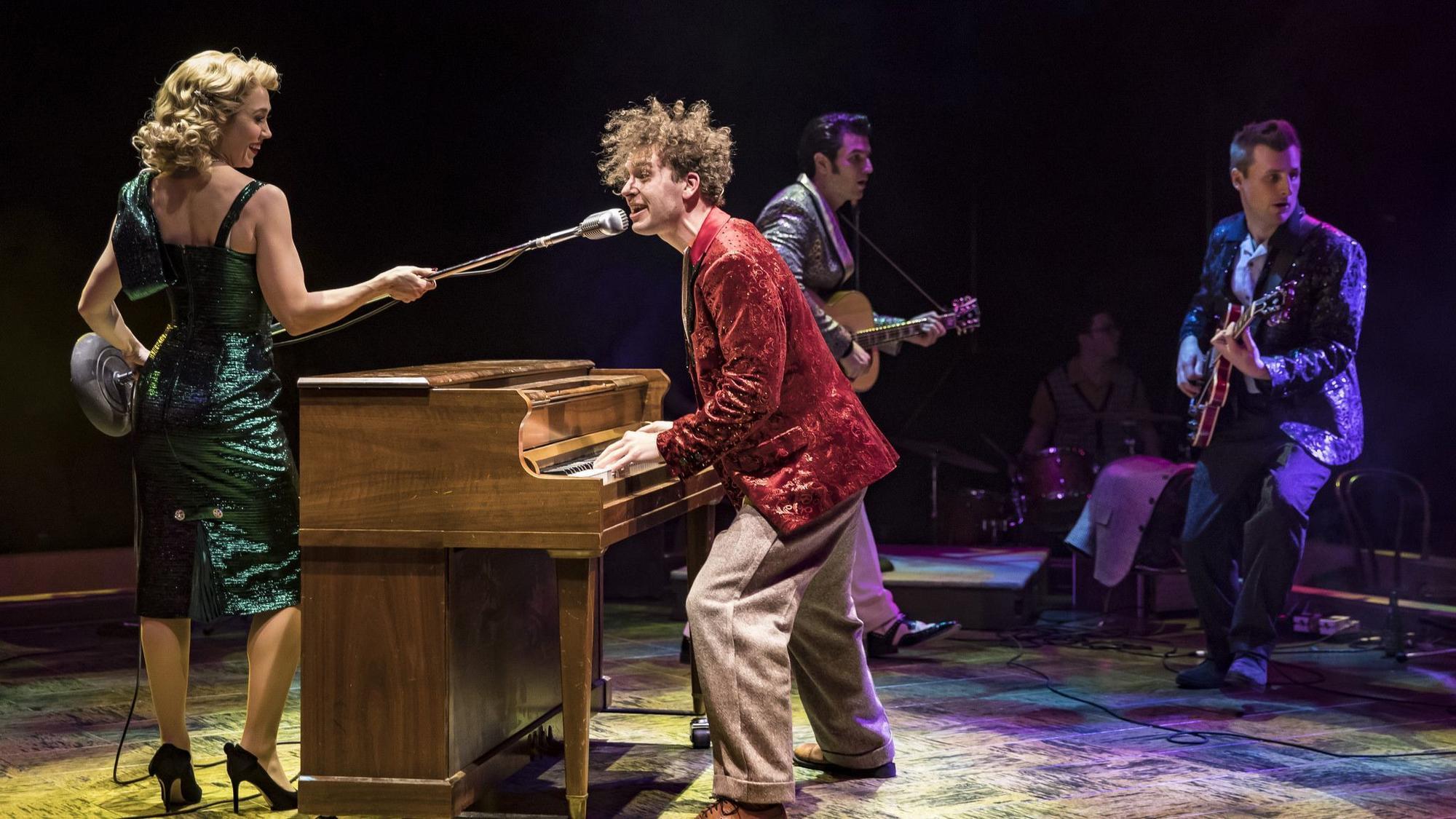 Dinner and Show for Lake County Restaurant Week